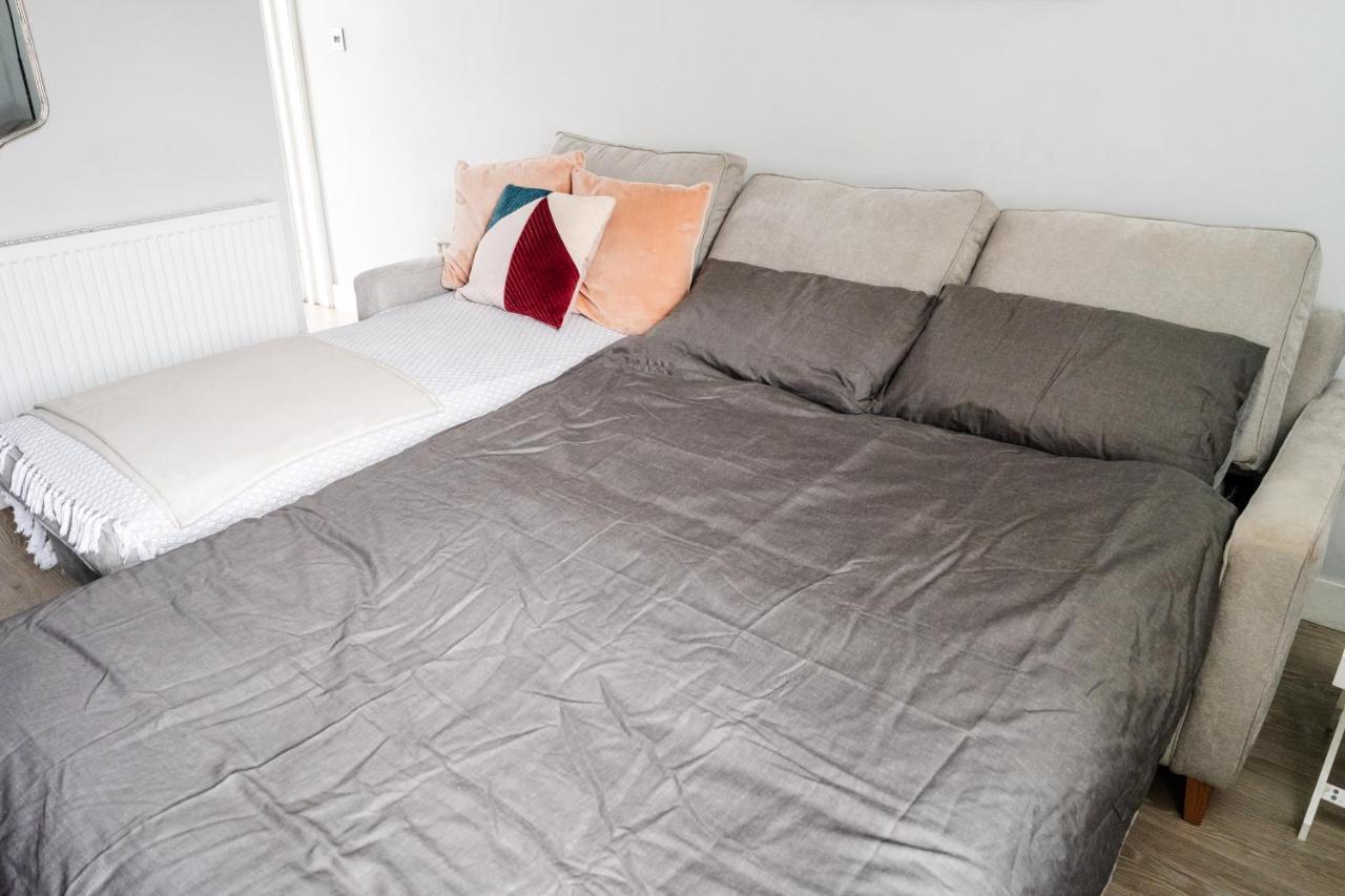 Churnet Valley Townhouse - Modern Cheadle House 빌라 외부 사진