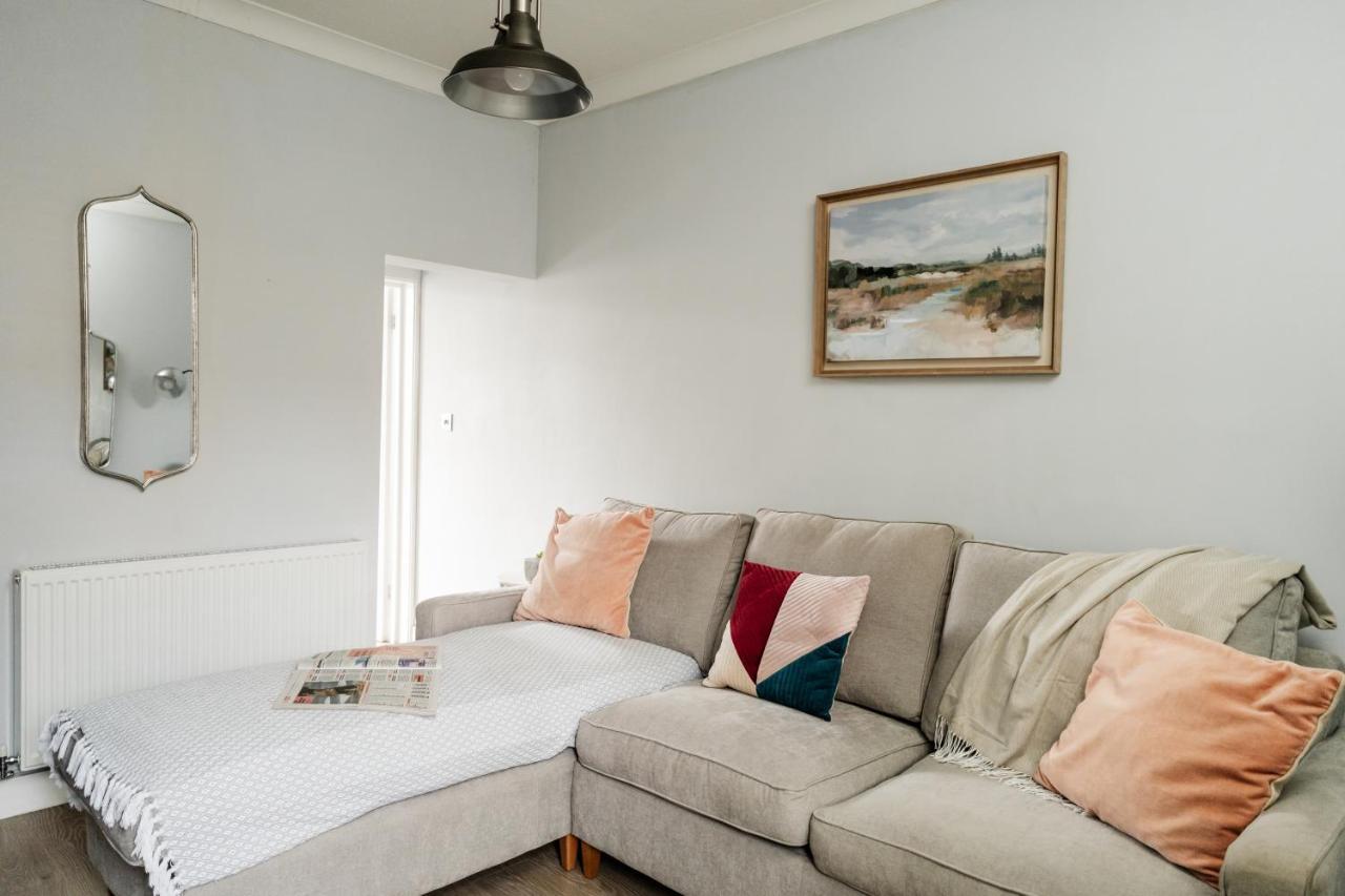 Churnet Valley Townhouse - Modern Cheadle House 빌라 외부 사진