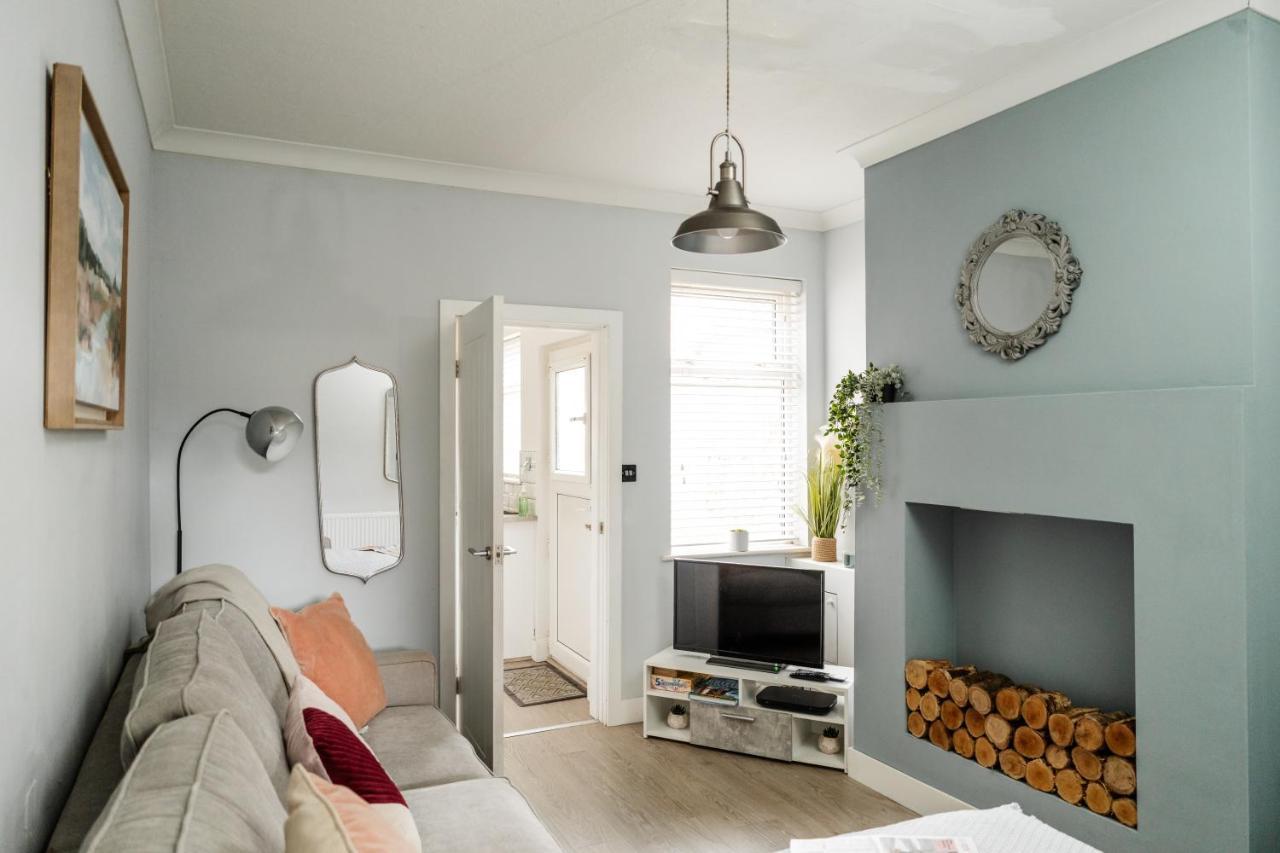 Churnet Valley Townhouse - Modern Cheadle House 빌라 외부 사진